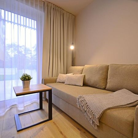 Apartamenty Bryza - Baltycki B-06 Z Tarasem, 100M Od Morza Swinoujscie Exterior photo