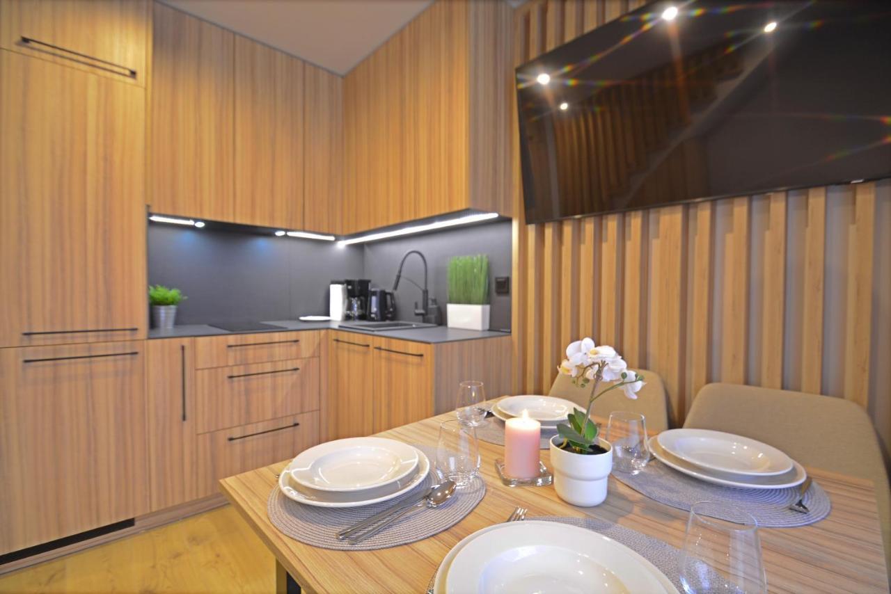 Apartamenty Bryza - Baltycki B-06 Z Tarasem, 100M Od Morza Swinoujscie Exterior photo